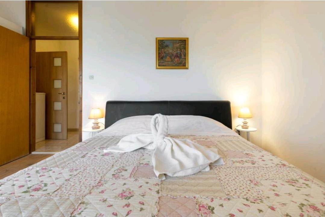 Apartments Siesta Sumartin Ngoại thất bức ảnh