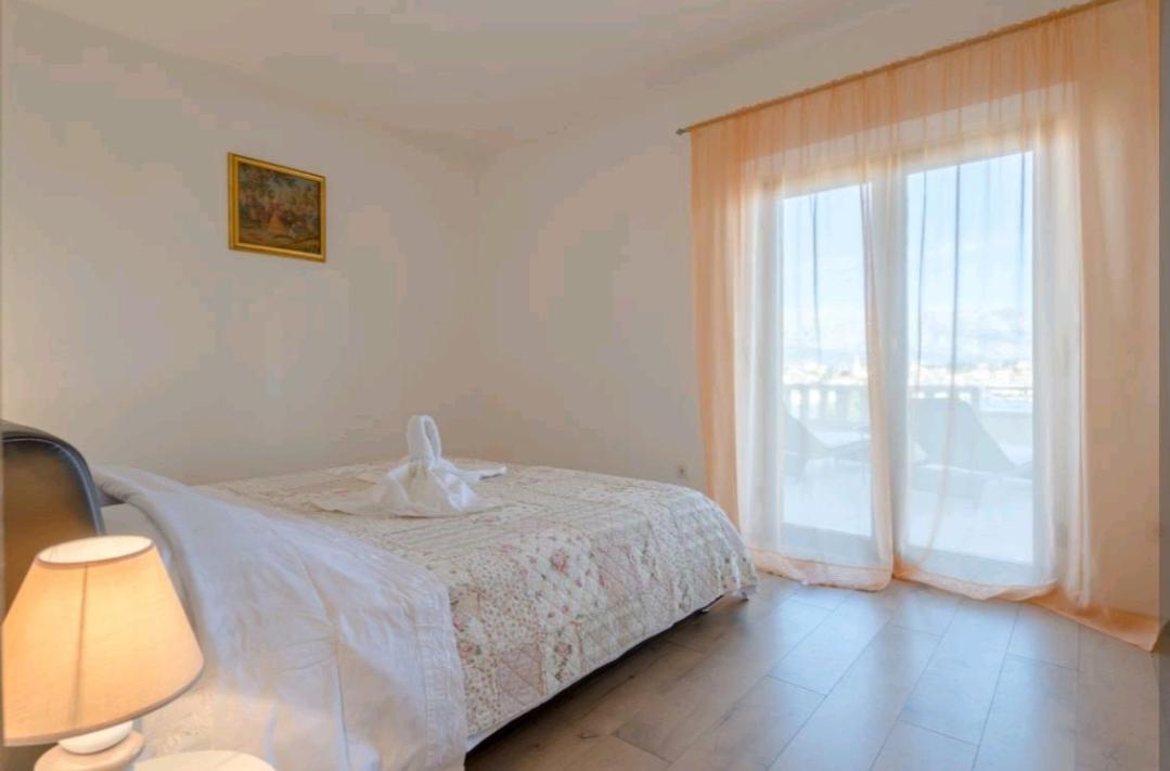 Apartments Siesta Sumartin Ngoại thất bức ảnh